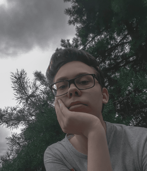 Паша Князев